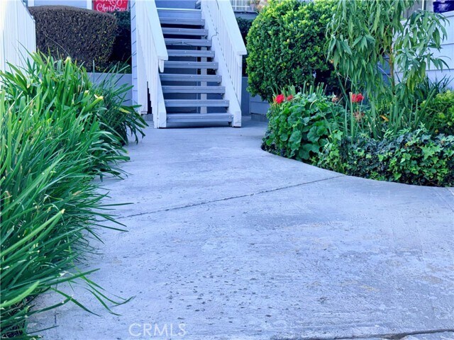 Building Photo - 20930 Parthenia St