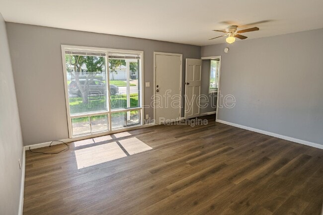 Building Photo - 2310 Sequoya Dr