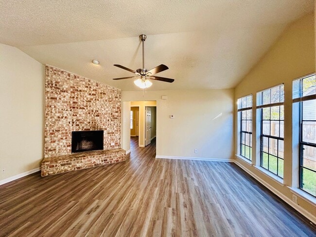 Building Photo - 9219 Kempler Dr