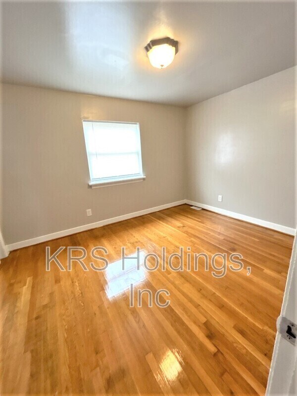 Building Photo - 2776 Goolsby Ave