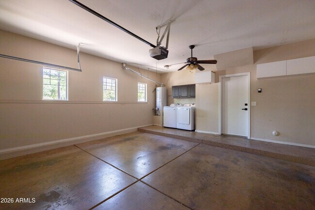 Building Photo - 1531 S Longspur Ln