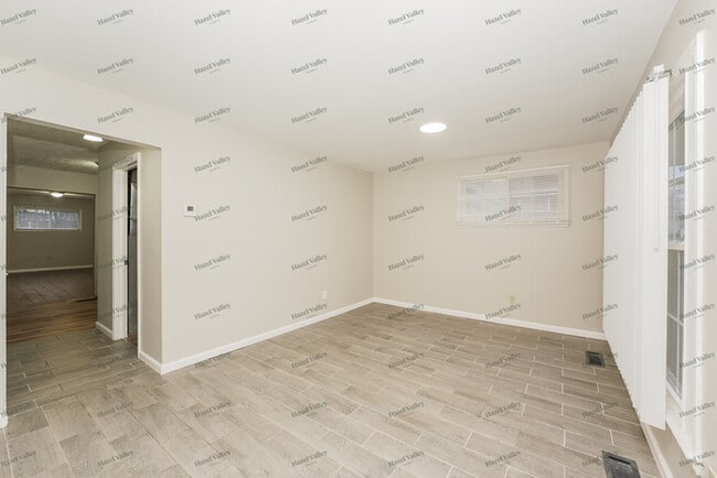 Building Photo - 11856 St John Ave