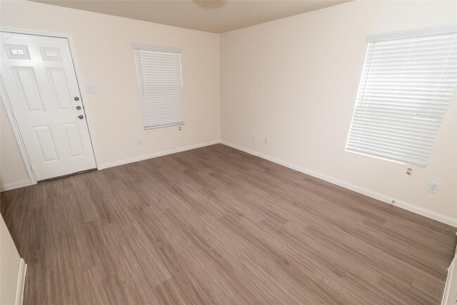 Building Photo - 17006 Hailey Harbor Dr