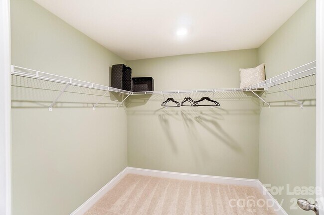 Building Photo - 3977 Fadden St