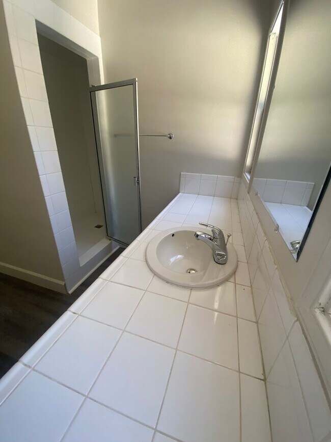 Building Photo - Beautiful upgraded home near Cal Poly and Foothill Blvd!