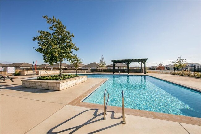 Building Photo - 149 Proclamation Ave