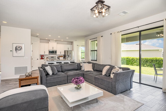 Building Photo - 3179 Ribbon Grass Dr