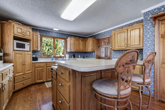 Building Photo - 131 Corn Tassel Shores