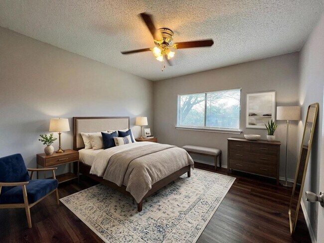 Building Photo - 8626 Serene Ridge Dr