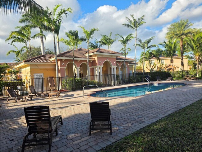 Building Photo - 16643 SW 80th Terrace