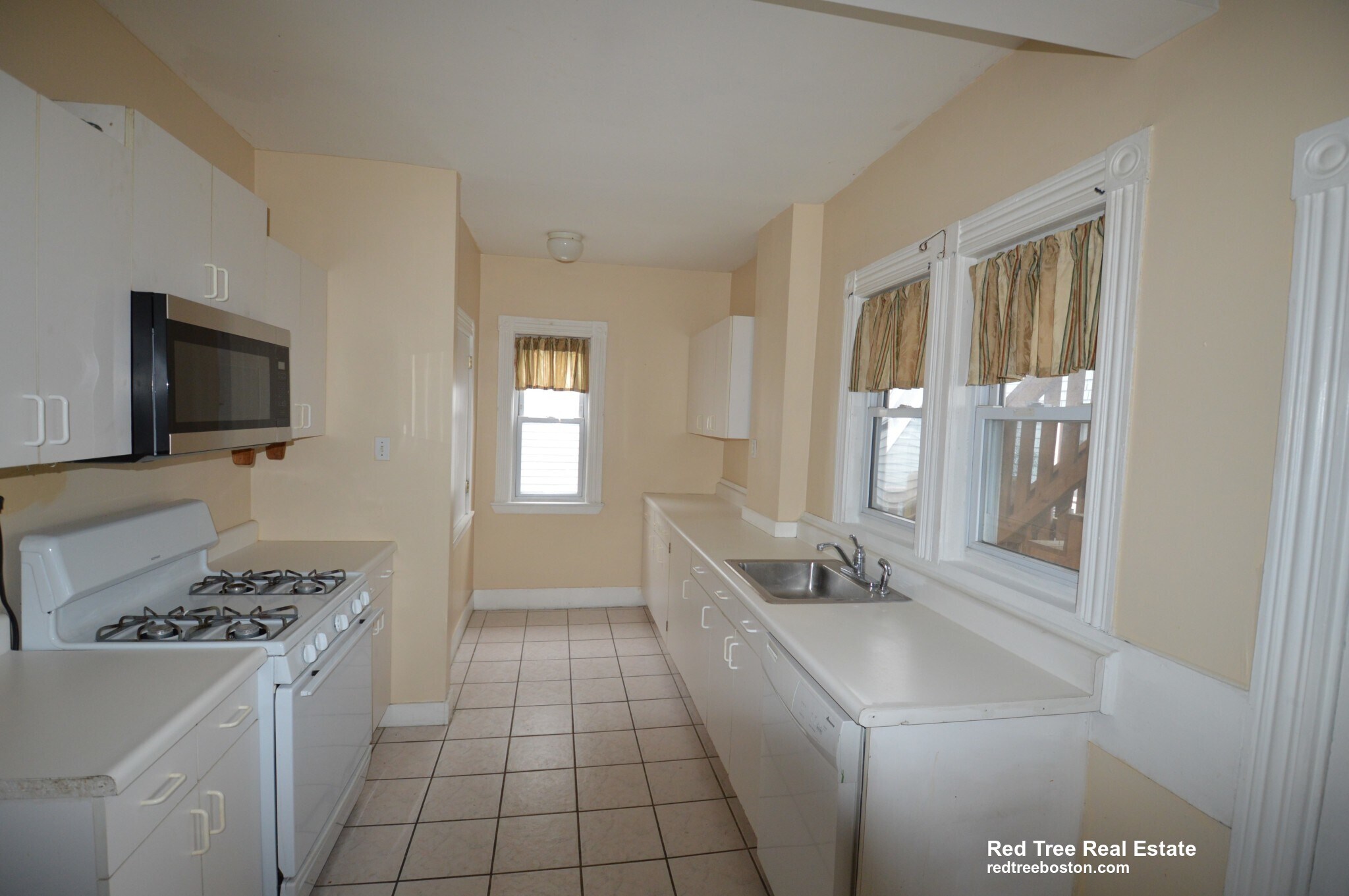 Building Photo - 3 Washburn Ter