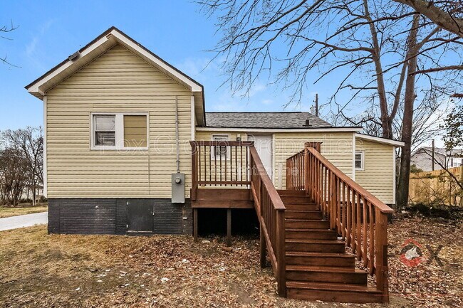 Building Photo - 19 Powder St NW