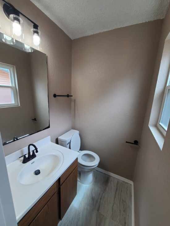 Building Photo - 1824 N Kaye Dr