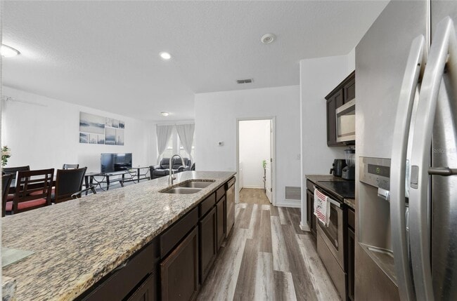 Building Photo - 901 Orchid Grove Blvd