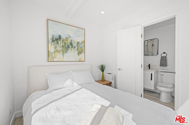 Building Photo - 25154 Malibu Rd