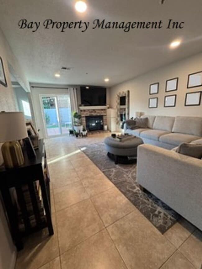 Building Photo - Coming in January! Beautiful 2 Bedroom, 2.5 Bath Home with Upgrades Throughout