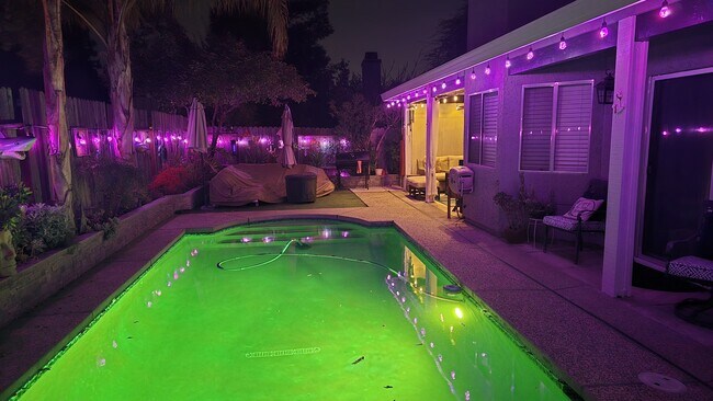 Building Photo - 8358 Triad Cir