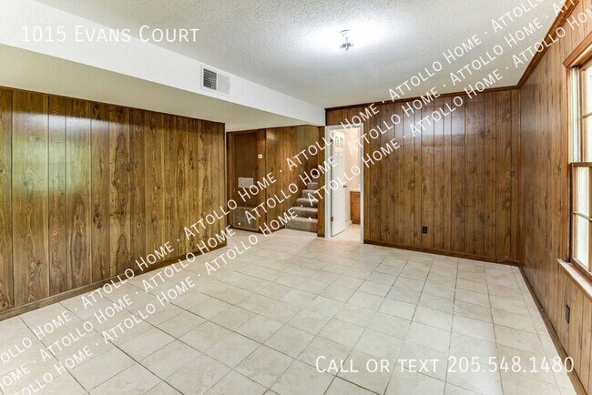 Building Photo - 1015 Evans Ct