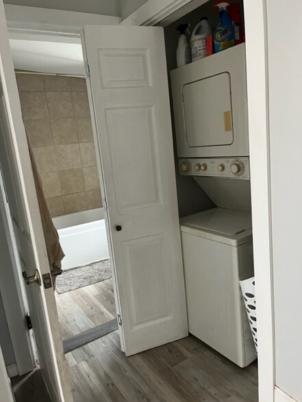 Laundry - 803 Grove St