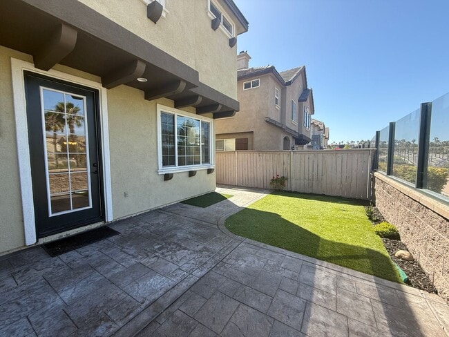 Building Photo - Beautiful Otay Ranch Home with Spacious Floor Plan and Private Backyard