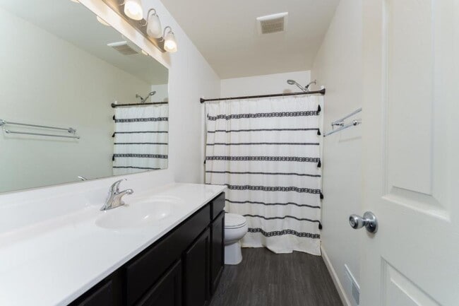 Building Photo - 2783 Au Gres River Dr