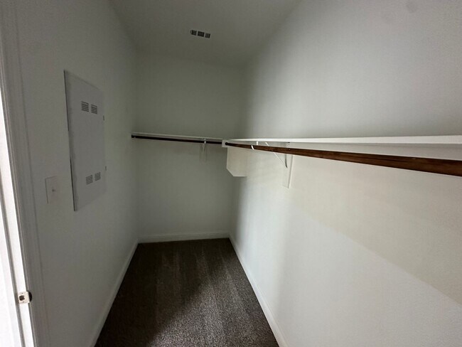 Building Photo - Beautiful 2 Story House with 2 Living Area...