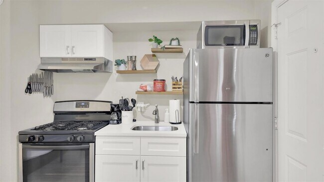 Building Photo - 4501 Speedway