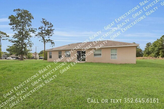 Building Photo - 11302 SW 62nd Cir