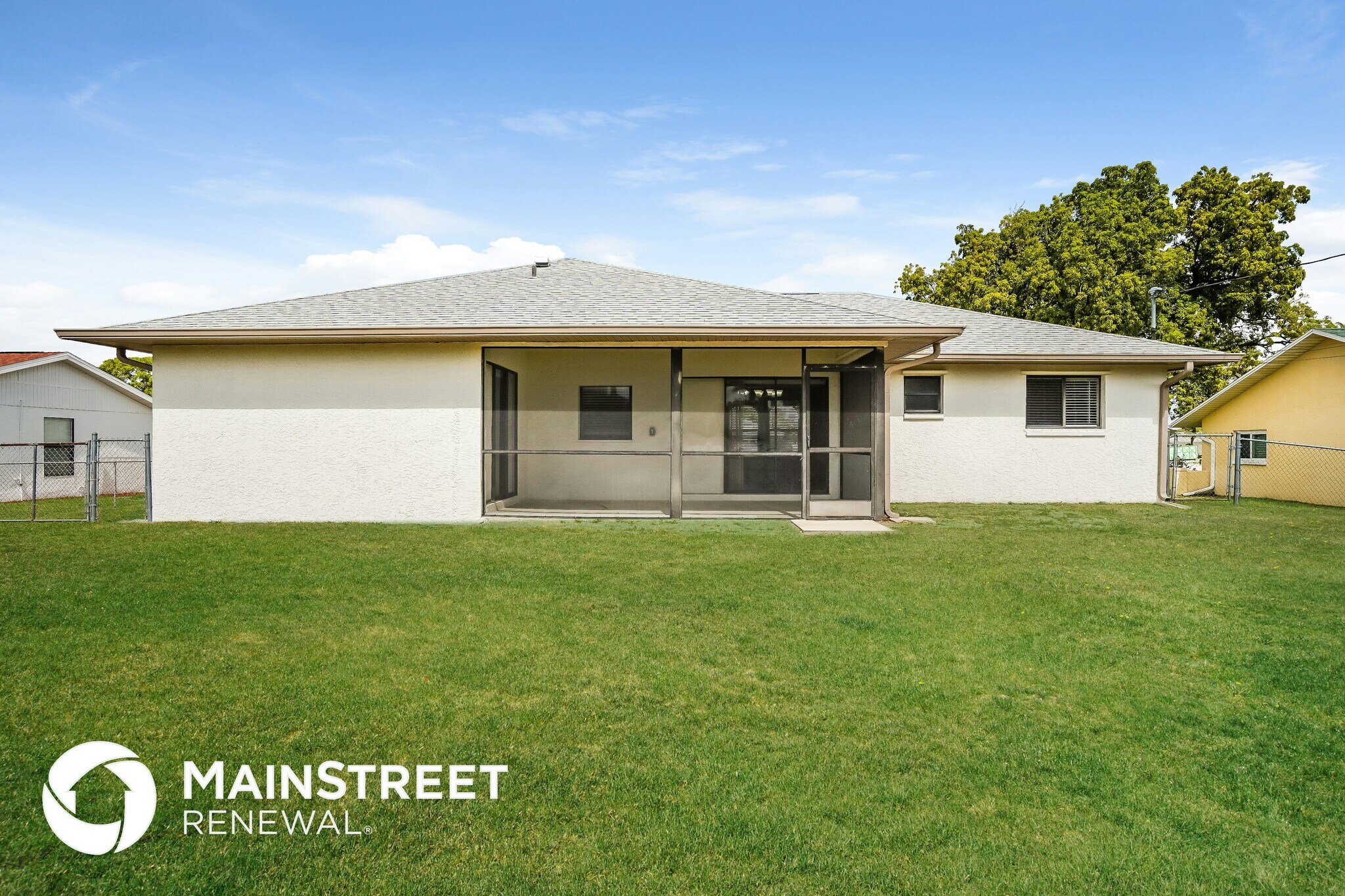 Building Photo - 2216 SE 6th Ln