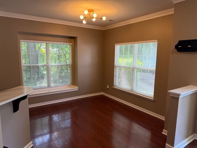 Building Photo - Upgraded 3 Bedroom Townhome North Chesterfield