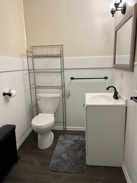 BATHROOM - 34 S Adams St