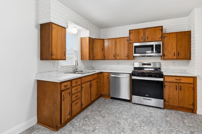 Building Photo - 5826 Telegraph Rd