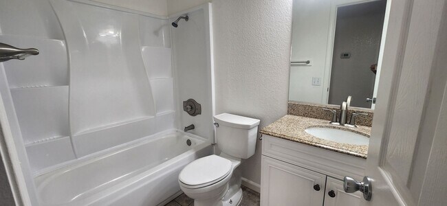 Building Photo - 6415 Canyon Creek Way