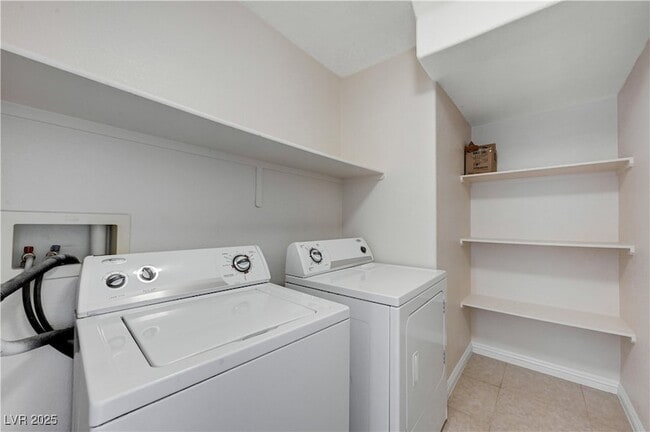 Building Photo - 4855 Double Down Dr