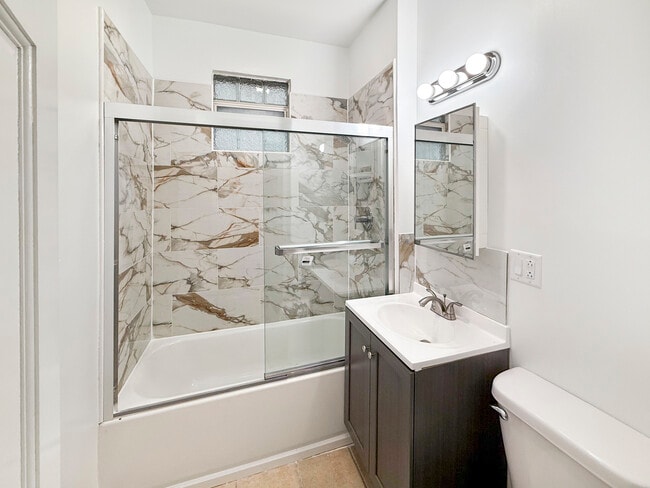 Building Photo - 2340 N Tripp Ave