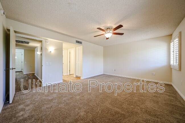 Building Photo - 13107 W Lyric Dr