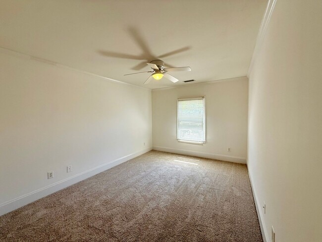 Building Photo - 19327 Beaufain St