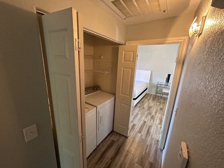 Building Photo - 520 Arrowhead Trl