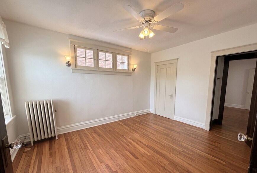 Building Photo - 3850 De Tonty St