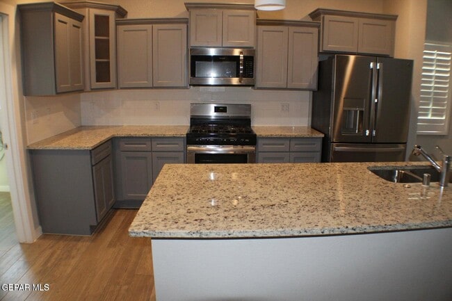 Building Photo - 940 Abe Goldberg Dr