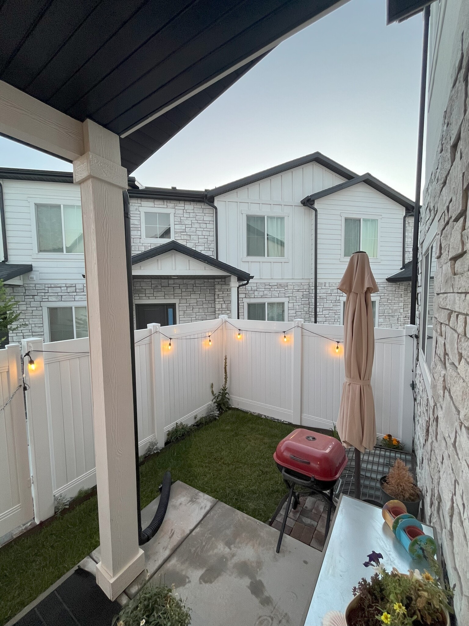 Private Patio - 525 W Caroles Way