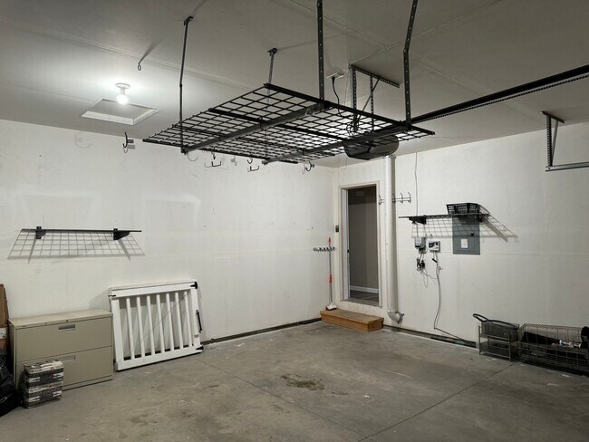 Building Photo - Spacious 3 Bed, 2 Bath in Lolo, MT!!