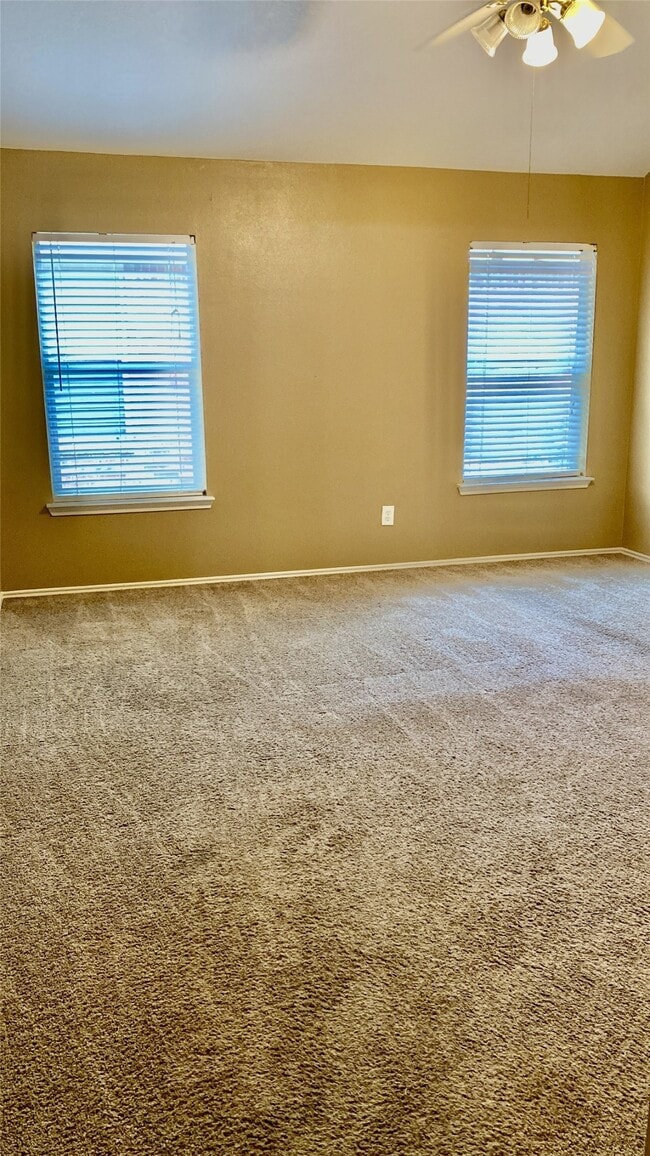 Building Photo - 18034 Platinum Springs Dr