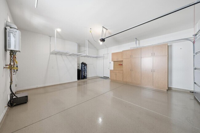 Building Photo - 4897 N 207th Ln