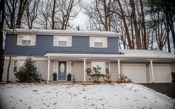 Building Photo - 1449 Jill Dr