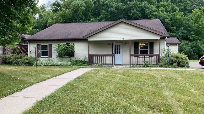 Building Photo - 538 Woodridge Ct