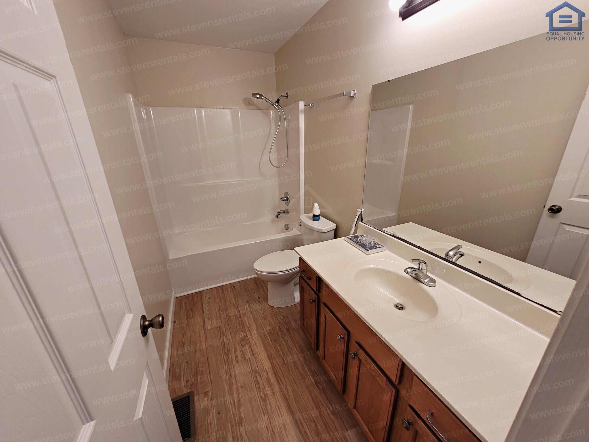Building Photo - 511 Forrest Cove Ln