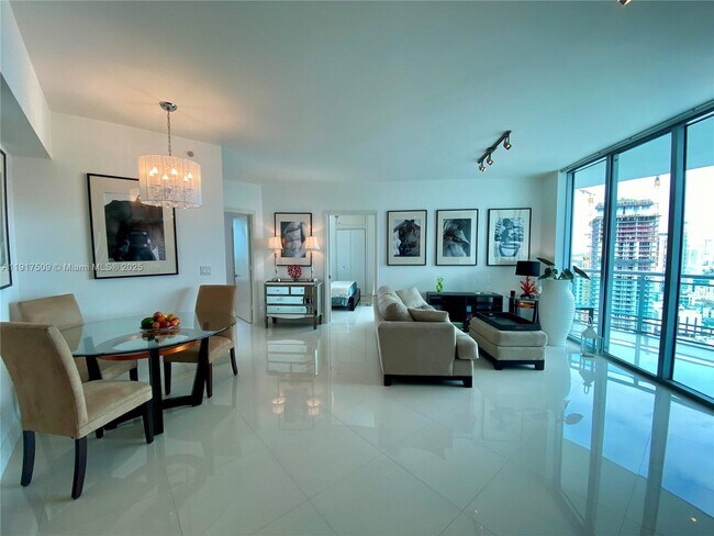 Building Photo - 350 S Miami Ave