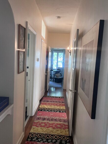 Hallway - 139 N Sycamore Ave