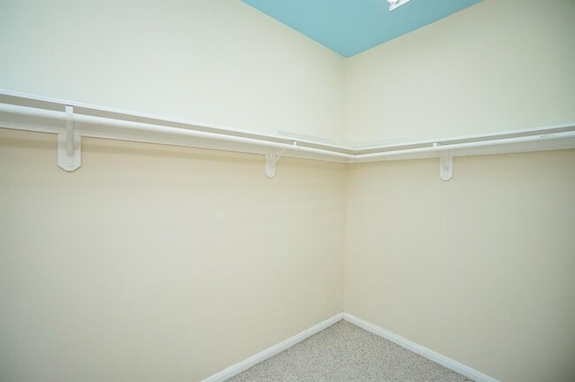 Building Photo - 4411 Koehler St